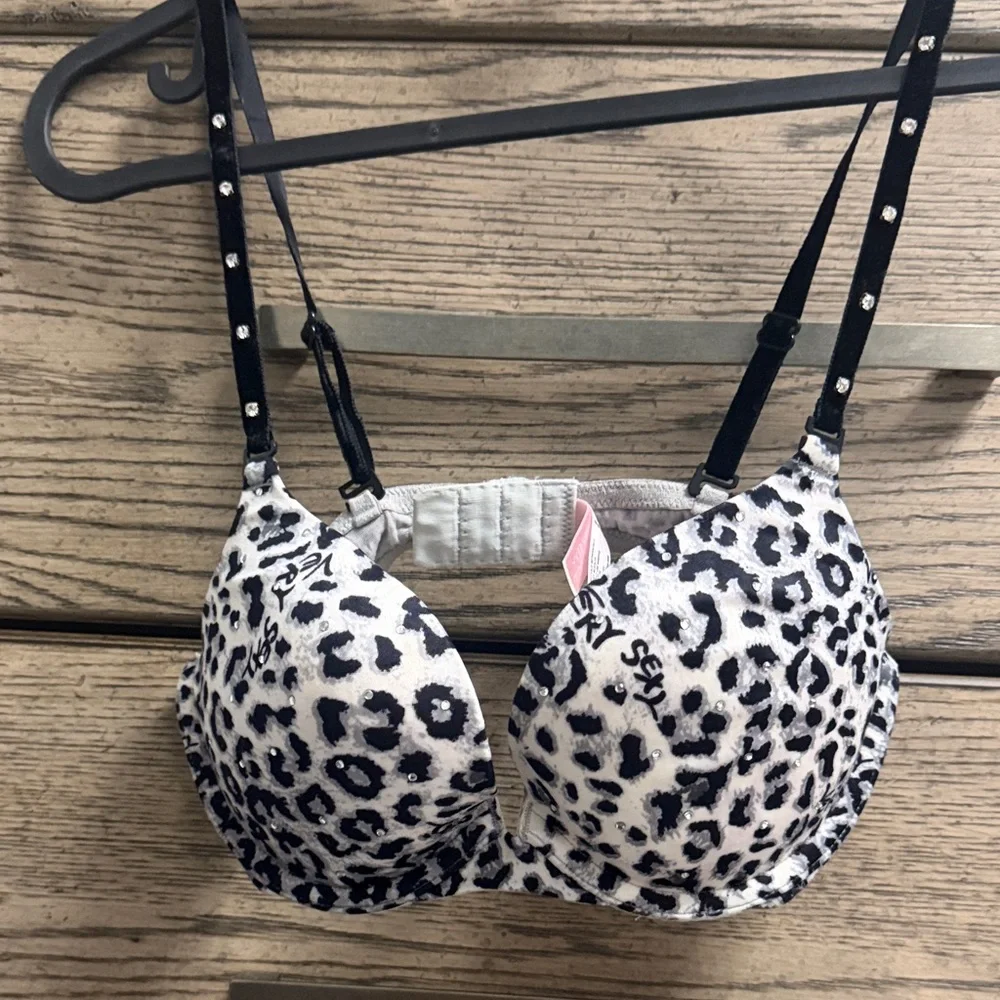 Very sexy limited edition Leopard Print Push-Up Bra gently used - Picture 1 of 5